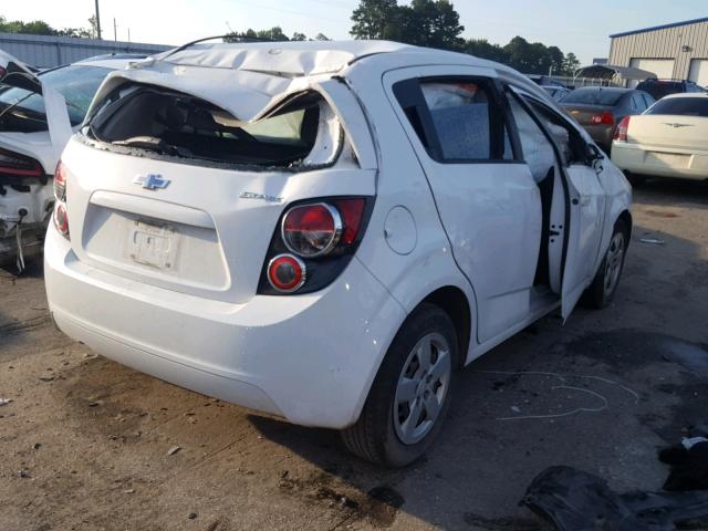 1G1JA6SH4D4176760 - 2013 CHEVROLET SONIC LS 白色 照片 4
