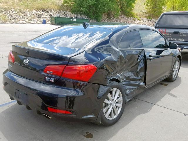 KNAFX6A81E5173885 - 2014 KIA FORTE EX BLACK photo 4