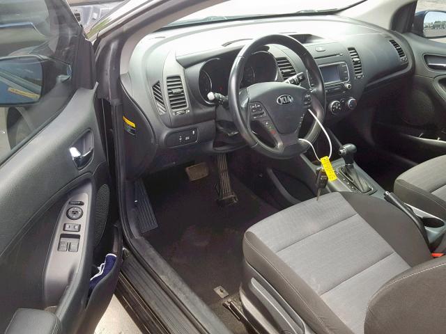 KNAFX6A81E5173885 - 2014 KIA FORTE EX BLACK photo 9