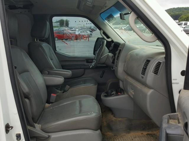 1N6BF0KM0DN102864 - 2013 NISSAN NV 1500 WHITE photo 5