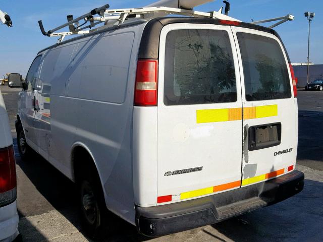 1GCGG25V961180382 - 2006 CHEVROLET EXPRESS G2 WHITE photo 3