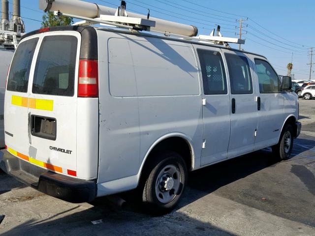 1GCGG25V961180382 - 2006 CHEVROLET EXPRESS G2 WHITE photo 4