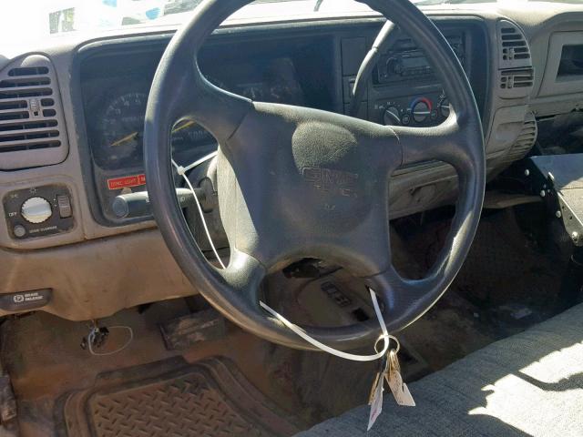 1GDJK34J8XF098989 - 1999 GMC SIERRA K35 WHITE photo 10