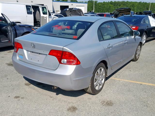 1HGFA16587L142834 - 2007 HONDA CIVIC LX SILVER photo 4