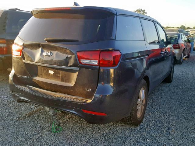 KNDMB5C16H6233208 - 2017 KIA SEDONA LX BLUE photo 4