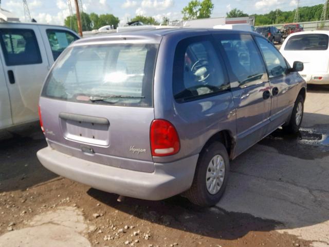 2P4FP25BXWR786945 - 1998 PLYMOUTH VOYAGER GRAY photo 4