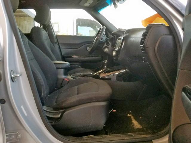 KNDJX3A50F7792193 - 2015 KIA SOUL ! Gümüş foto 5