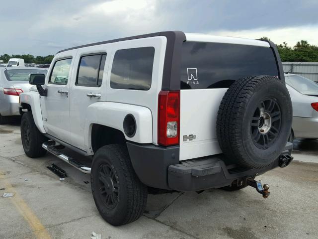 5GTDN136568315646 - 2006 HUMMER H3 WHITE photo 3