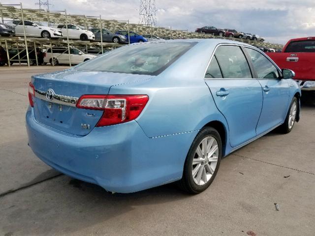 4T1BD1FKXDU083684 - 2013 TOYOTA CAMRY HYBR BLUE photo 4