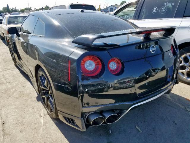 JN1AR5EF6HM820630 - 2017 NISSAN GT-R PREMI BLACK photo 3