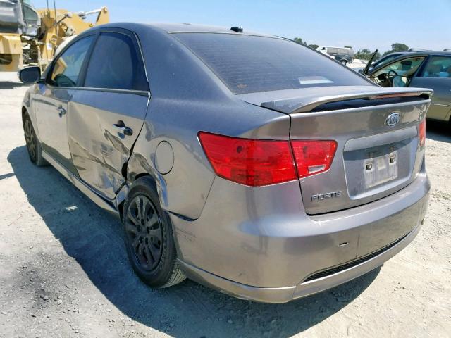 KNAFU4A27A5050773 - 2010 KIA FORTE EX GRAY photo 3