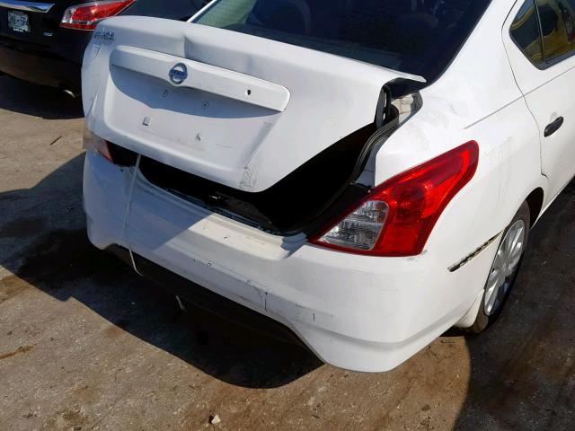 3N1CN7AP2GL848190 - 2016 NISSAN VERSA S WHITE photo 9