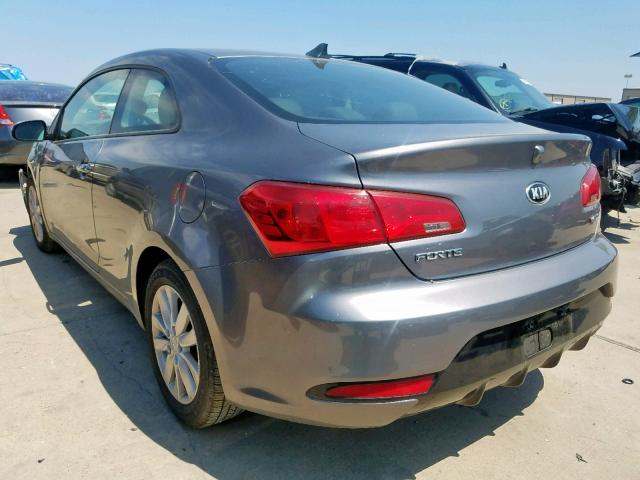 KNAFX6A84F5393085 - 2015 KIA FORTE EX GRAY photo 3