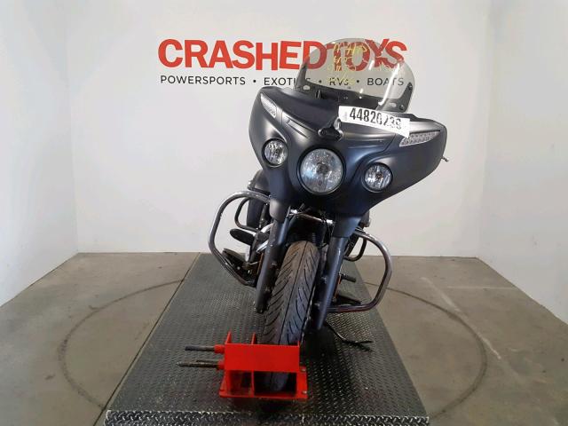 56KTCDAA1H3343262 - 2017 INDIAN MOTORCYCLE CO. CHIEFTAIN BLACK photo 2
