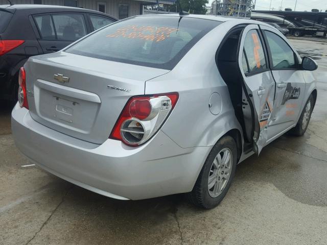 1G1JA5SH5C4114017 - 2012 CHEVROLET SONIC LS 银色 照片 4