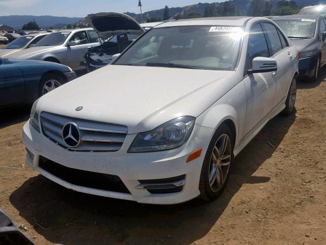 WDDGF4HB9DA822490 - 2013 MERCEDES-BENZ C 250 WHITE photo 2