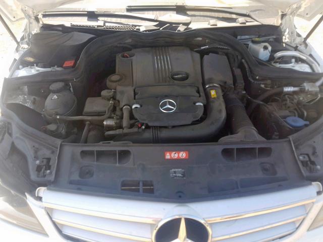 WDDGF4HB9DA822490 - 2013 MERCEDES-BENZ C 250 WHITE photo 7