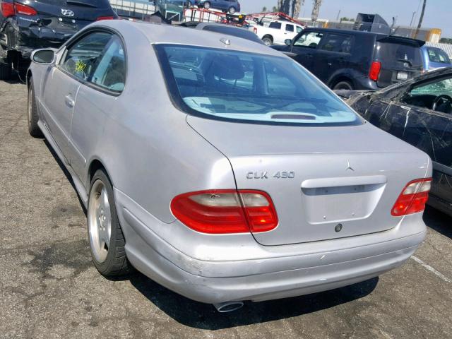 WDBLJ70G51F158802 - 2001 MERCEDES-BENZ CLK 430 SILVER photo 3