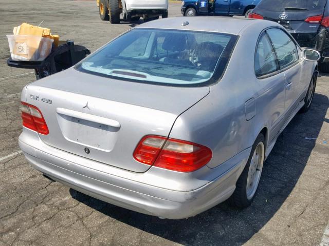 WDBLJ70G51F158802 - 2001 MERCEDES-BENZ CLK 430 SILVER photo 4