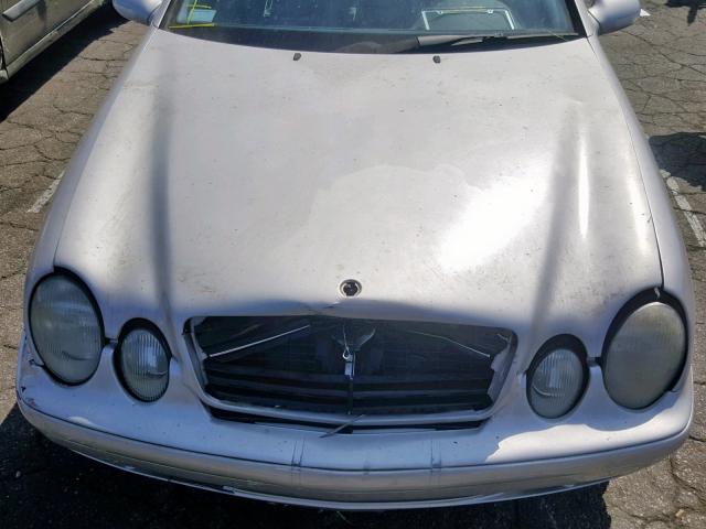 WDBLJ70G51F158802 - 2001 MERCEDES-BENZ CLK 430 SILVER photo 7