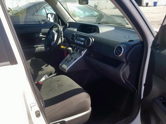 JTLKE50E491070888 - 2009 TOYOTA SCION XB 白色 照片 5