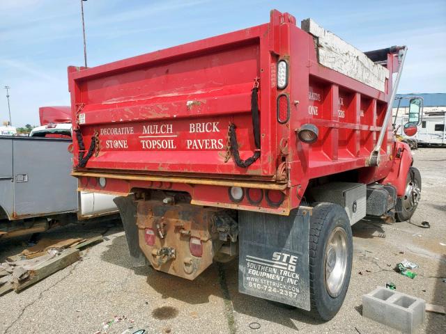 3FDWF65H6YMA13785 - 2000 FORD F650 SUPER RED photo 4