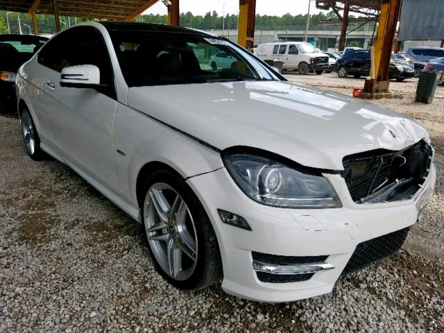 WDDGJ4HB8CF906204 - 2012 MERCEDES-BENZ C 250 WHITE photo 1