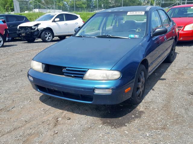 1N4BU31D0TC167869 - 1996 NISSAN ALTIMA XE GREEN photo 2