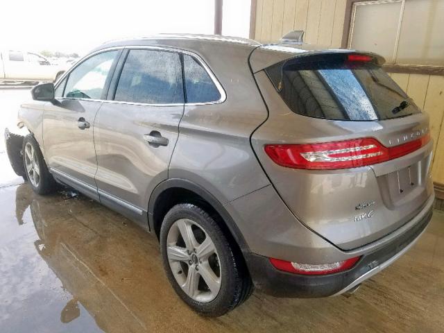 5LMCJ1C92HUL61835 - 2017 LINCOLN MKC PREMIE BEIGE photo 3