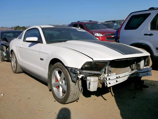 1ZVBP8CF9B5152543 - 2011 FORD MUSTANG GT WHITE photo 1