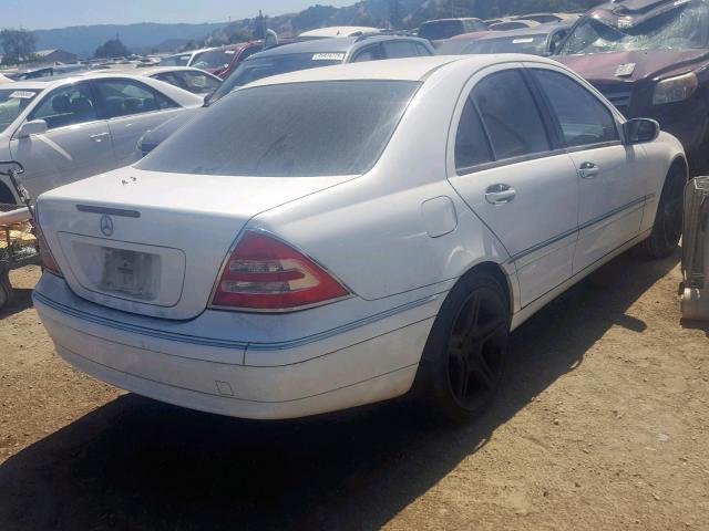 WDBRF61J63A513556 - 2003 MERCEDES-BENZ C 240 WHITE photo 4