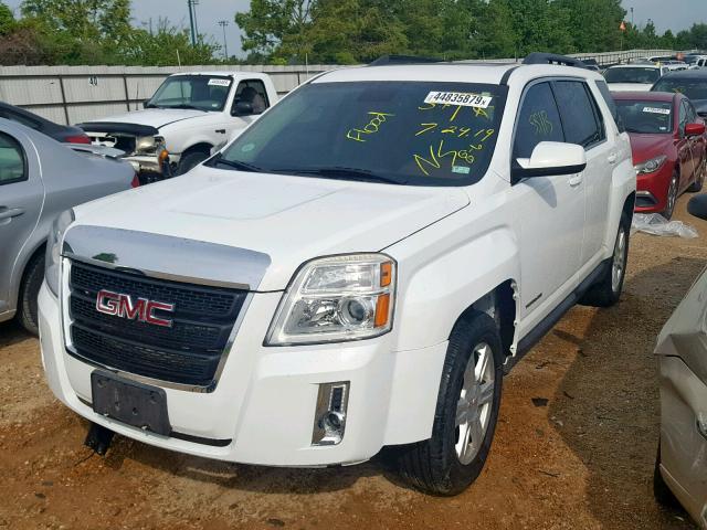 2GKALSEKXF6205590 - 2015 GMC TERRAIN SL WHITE photo 2