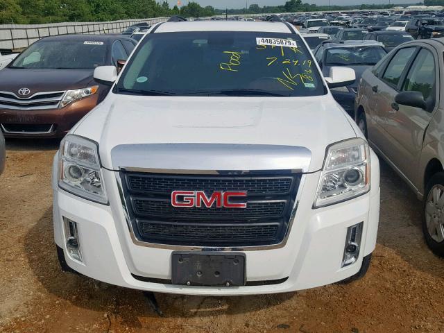 2GKALSEKXF6205590 - 2015 GMC TERRAIN SL WHITE photo 9