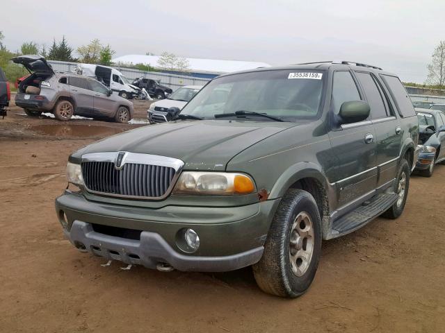 5LMFU28R21LJ32117 - 2001 LINCOLN NAVIGATOR GREEN photo 2