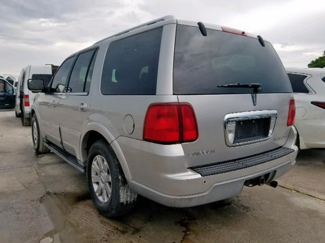 5LMFU27R64LJ03533 - 2004 LINCOLN NAVIGATOR ვერცხლისფერი ფოტო 3