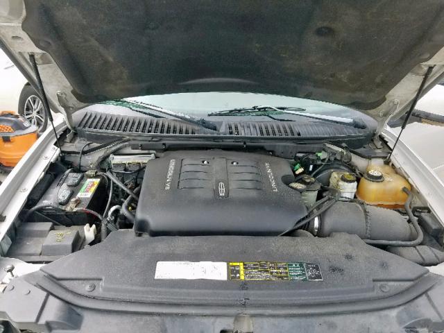 5LMFU27R64LJ03533 - 2004 LINCOLN NAVIGATOR ვერცხლისფერი ფოტო 7