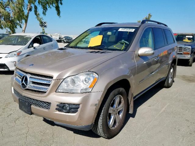 4JGBF71E67A163634 - 2007 MERCEDES-BENZ GL 450 4MA GOLD photo 2