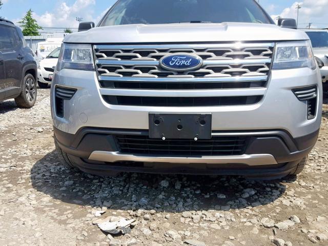 1FM5K8DH7JGA64507 - 2018 FORD EXPLORER X SILVER photo 9