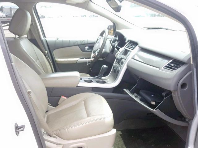 2FMDK3JC9DBE31197 - 2013 FORD EDGE SEL WHITE photo 5