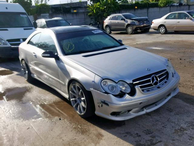 WDBTJ76H15F130677 - 2005 MERCEDES-BENZ CLK 55 AMG SILVER photo 1