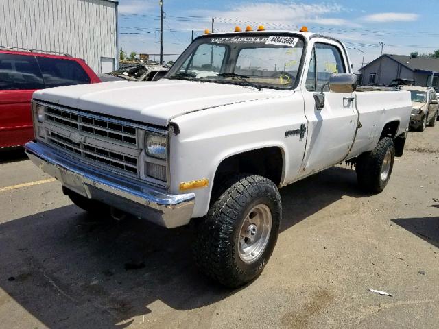 1GCHK34W7GS141076 - 1986 CHEVROLET K30 WHITE photo 2