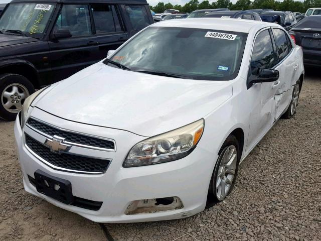 1G11D5SR4DF129131 - 2013 CHEVROLET MALIBU 1LT WHITE photo 2
