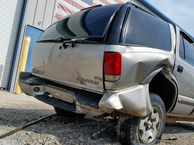 1GNDT13X03K173542 - 2003 CHEVROLET BLAZER TAN photo 9