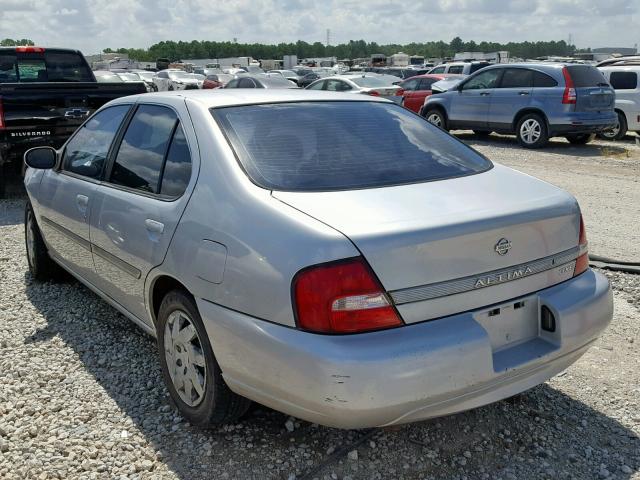 1N4DL01D7YC241953 - 2000 NISSAN ALTIMA XE SILVER photo 3