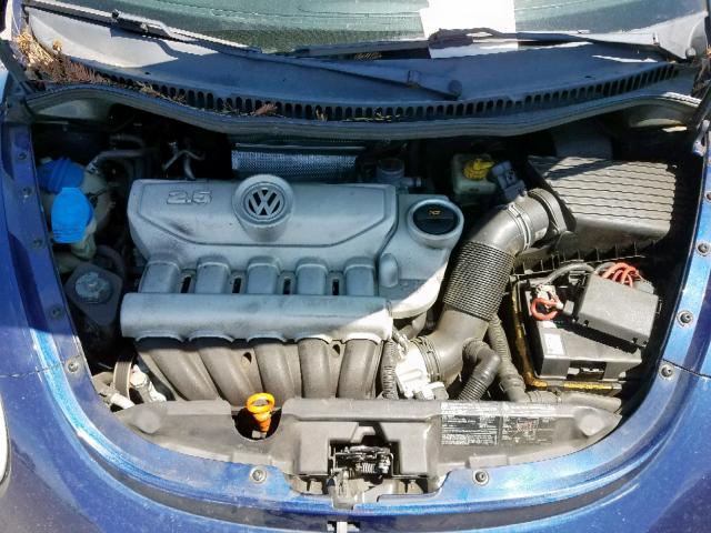3VWRF31YX6M325091 - 2006 VOLKSWAGEN NEW BEETLE Blau Foto 7