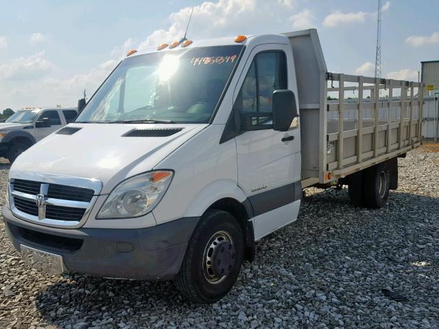 WDXPF445189378225 - 2008 DODGE SPRINTER 3 WHITE photo 2