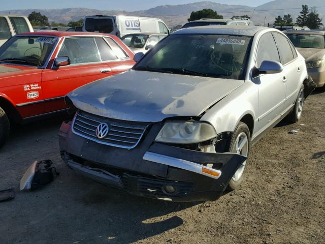 WVWTH63B64P205471 - 2004 VOLKSWAGEN PASSAT GLX 银色 照片 2