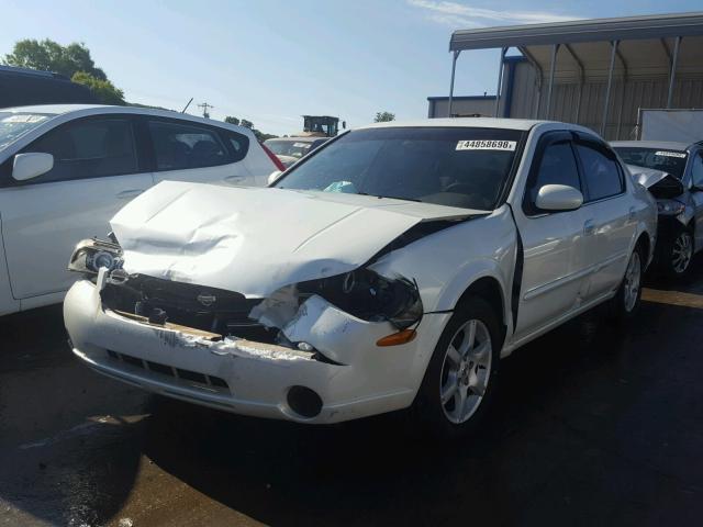 JN1CA31D91T804099 - 2001 NISSAN MAXIMA GXE WHITE photo 2