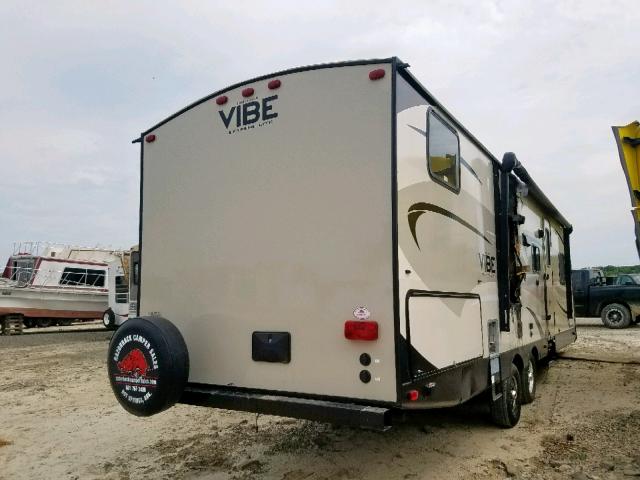 4X4TVBC22G4105756 - 2016 VIBE TRAVELTRLR WHITE photo 4