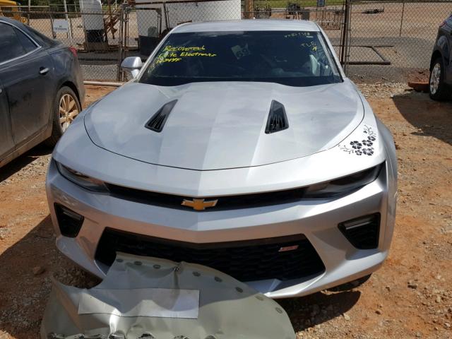 1G1FF1R75H0205929 - 2017 CHEVROLET CAMARO SS SILVER photo 7